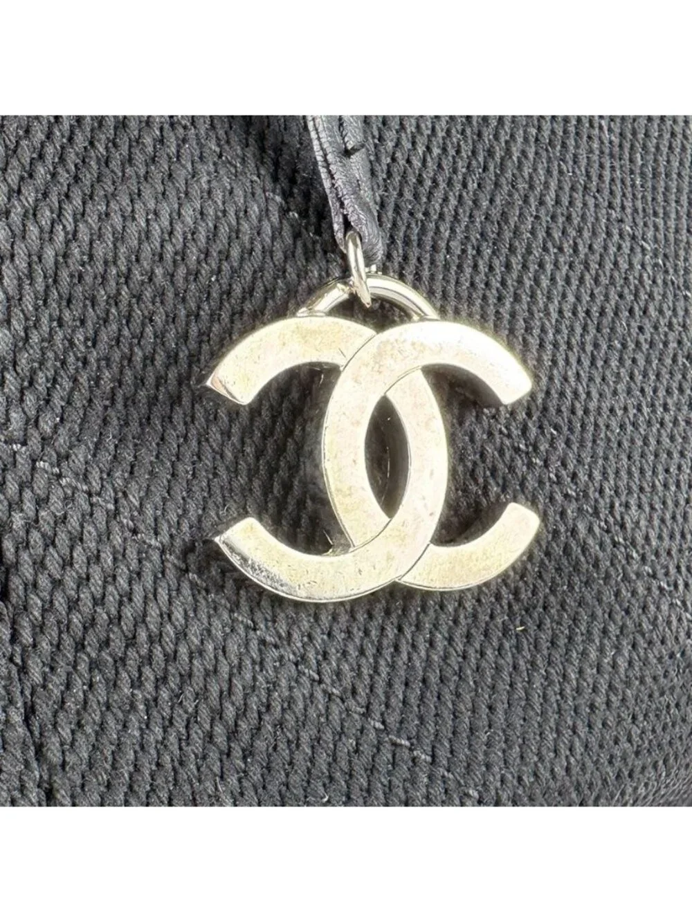 Chanel Shoulder Bag Stitch